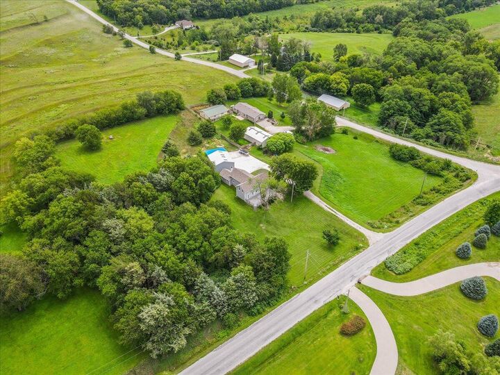 Property Photo: 53453 230th Street IA 51534
