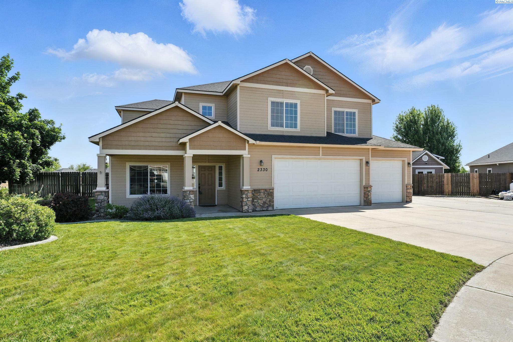 Property Photo: 2330 Morgan Court WA 99354