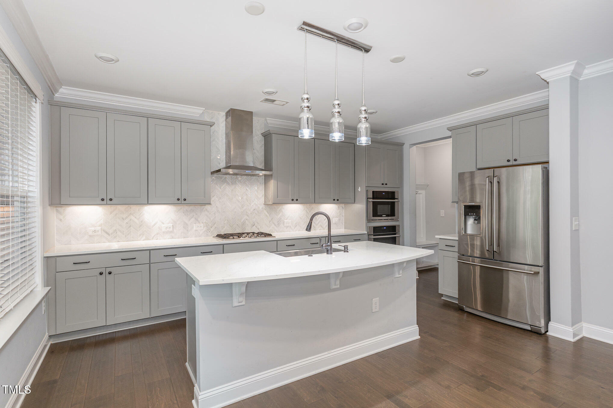Property Photo: 2914 Farmhouse Drive NC 27502