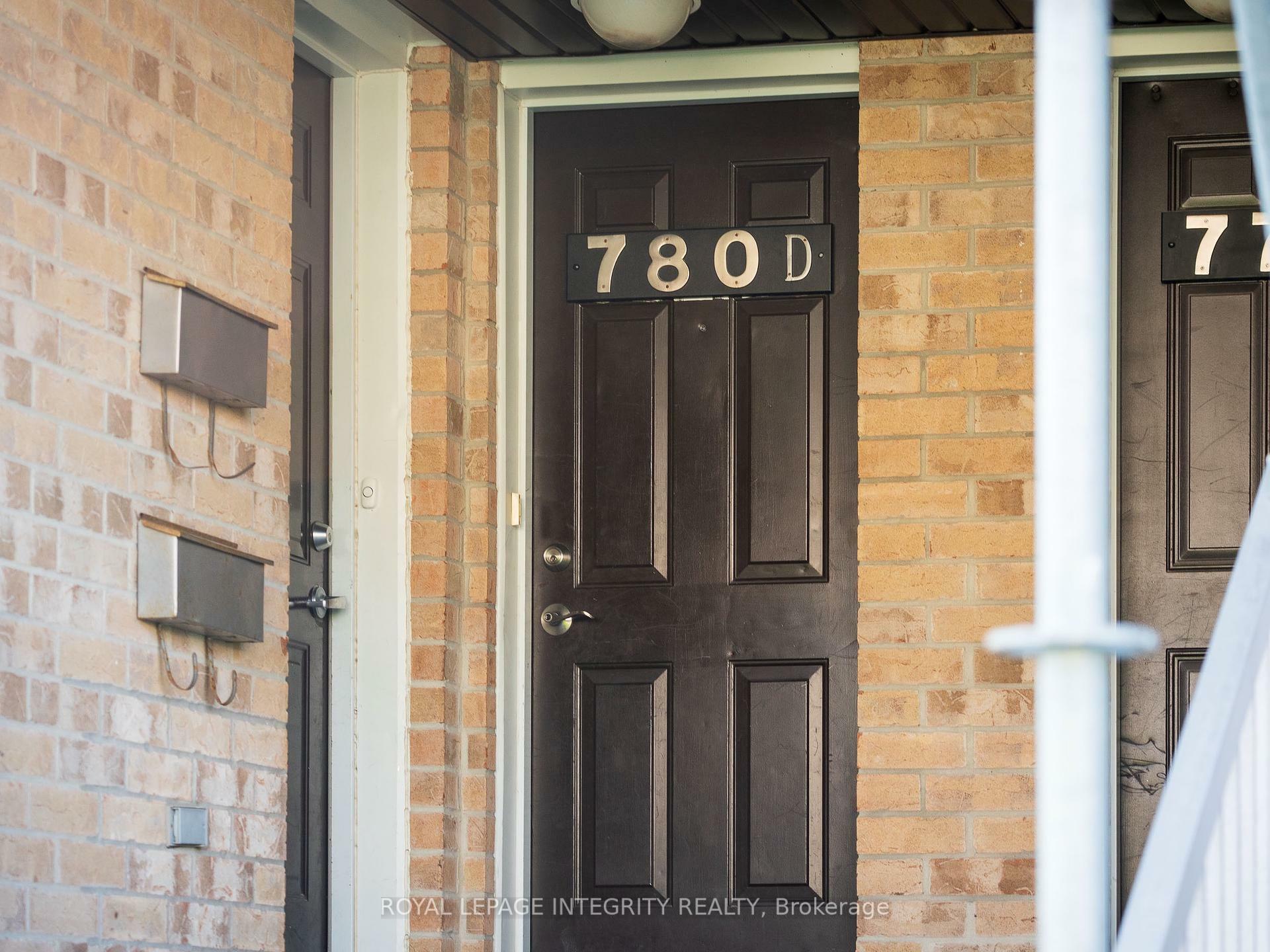Property Photo: 780 Chapman Mills Drive D ON K2J 0V4