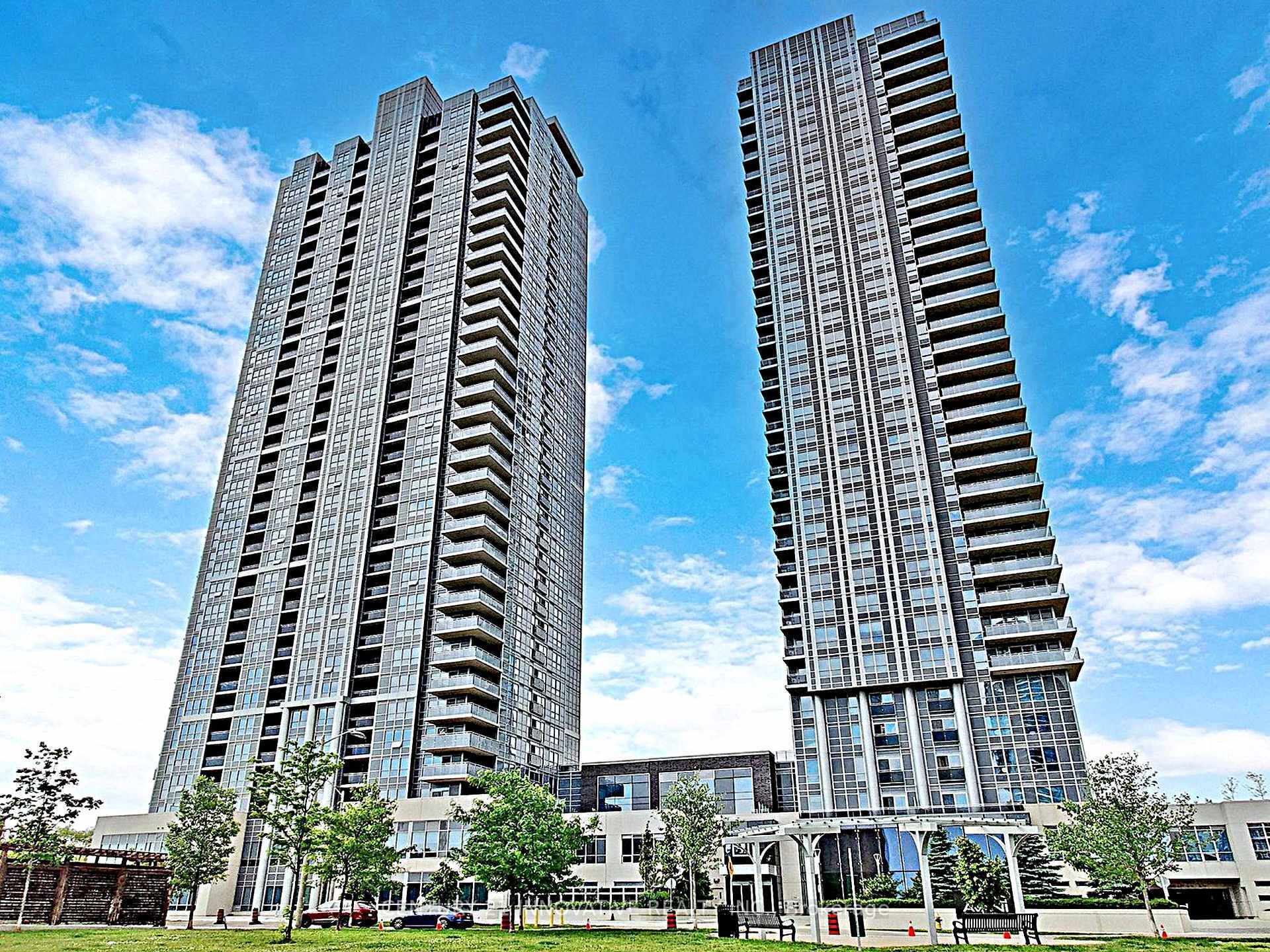 Photo de la propriété: 275 Village Green Square 2616 ON M1S 0L8