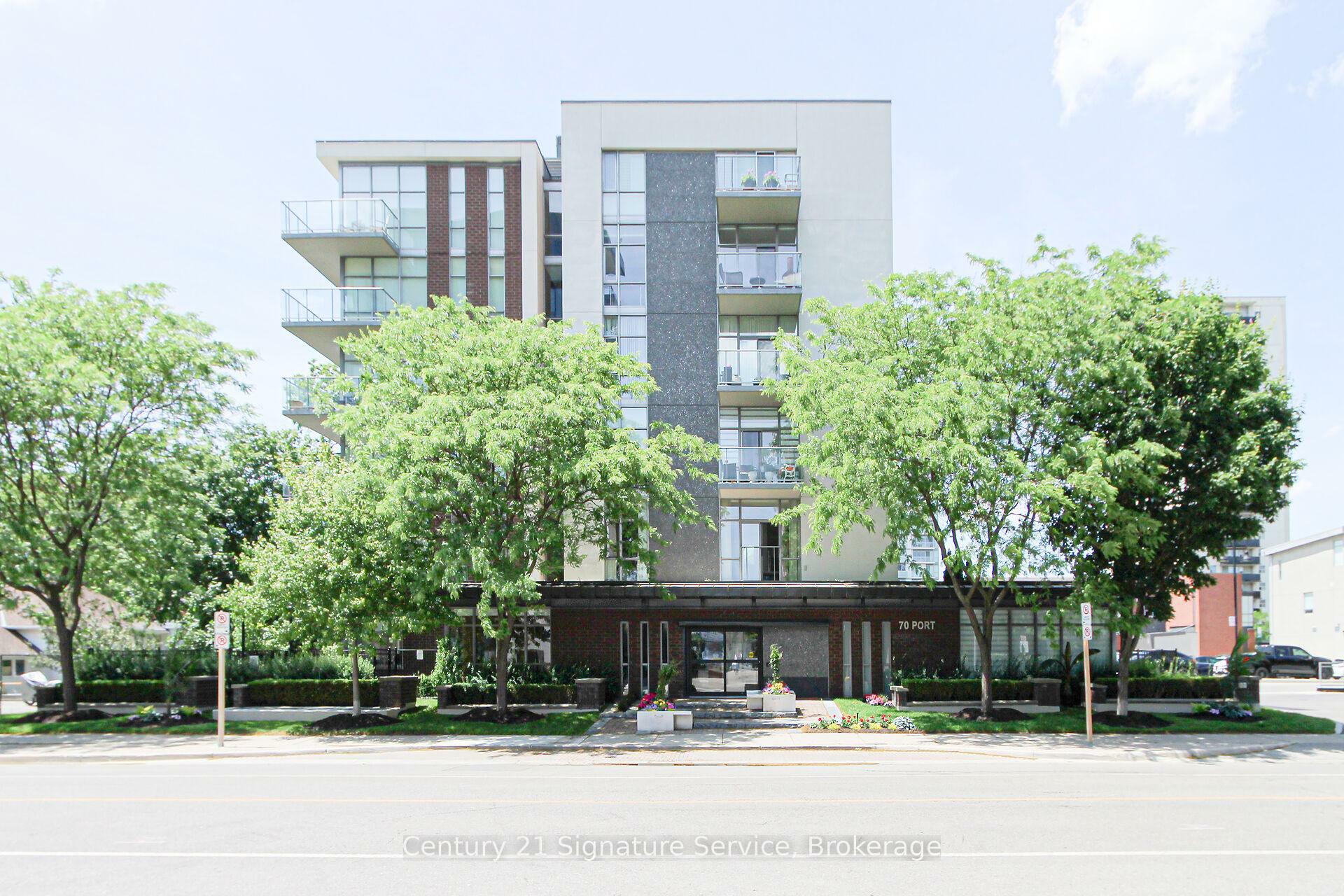 Property Photo: 70 Port Street E 509 ON L5G 4V8