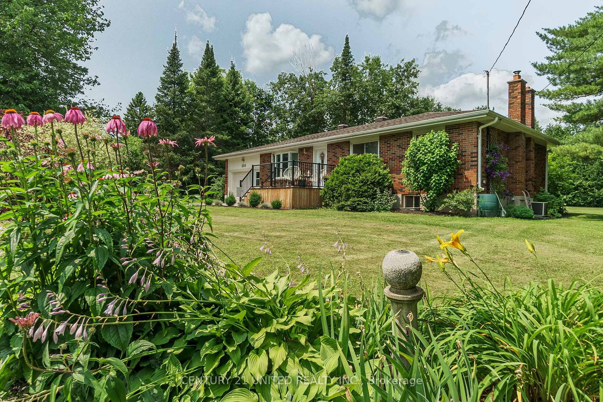 Photo de la propriété: 696 Skyline Road ON K0L 1T0
