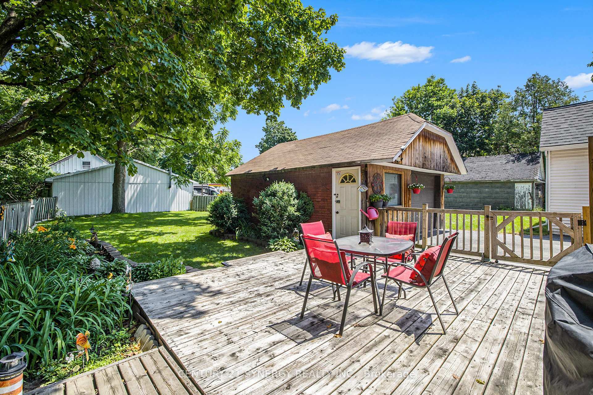 Property Photo: 57 Ogden Avenue ON K7A 2L9