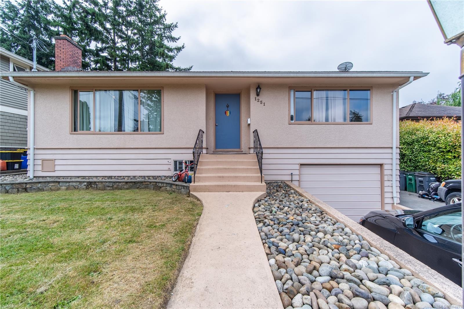 Property Photo: 1251 Garkil Rd BC V8P 2L2