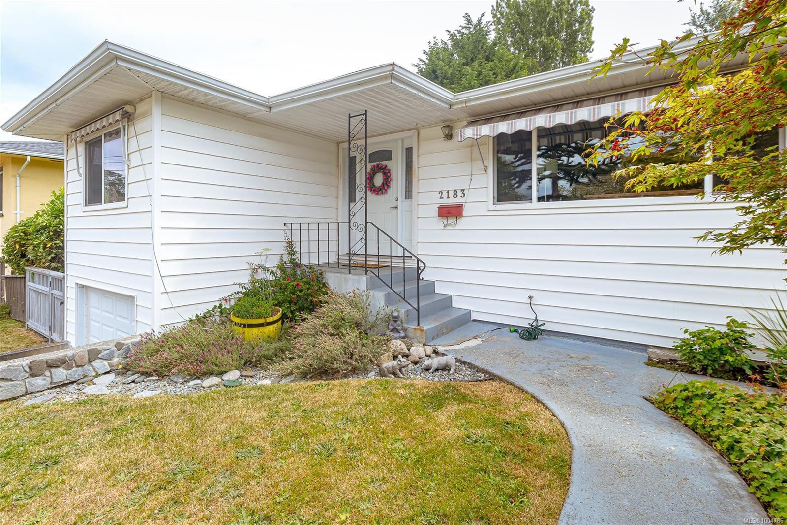 Property Photo: 2183 Epworth St BC V8R 5L2