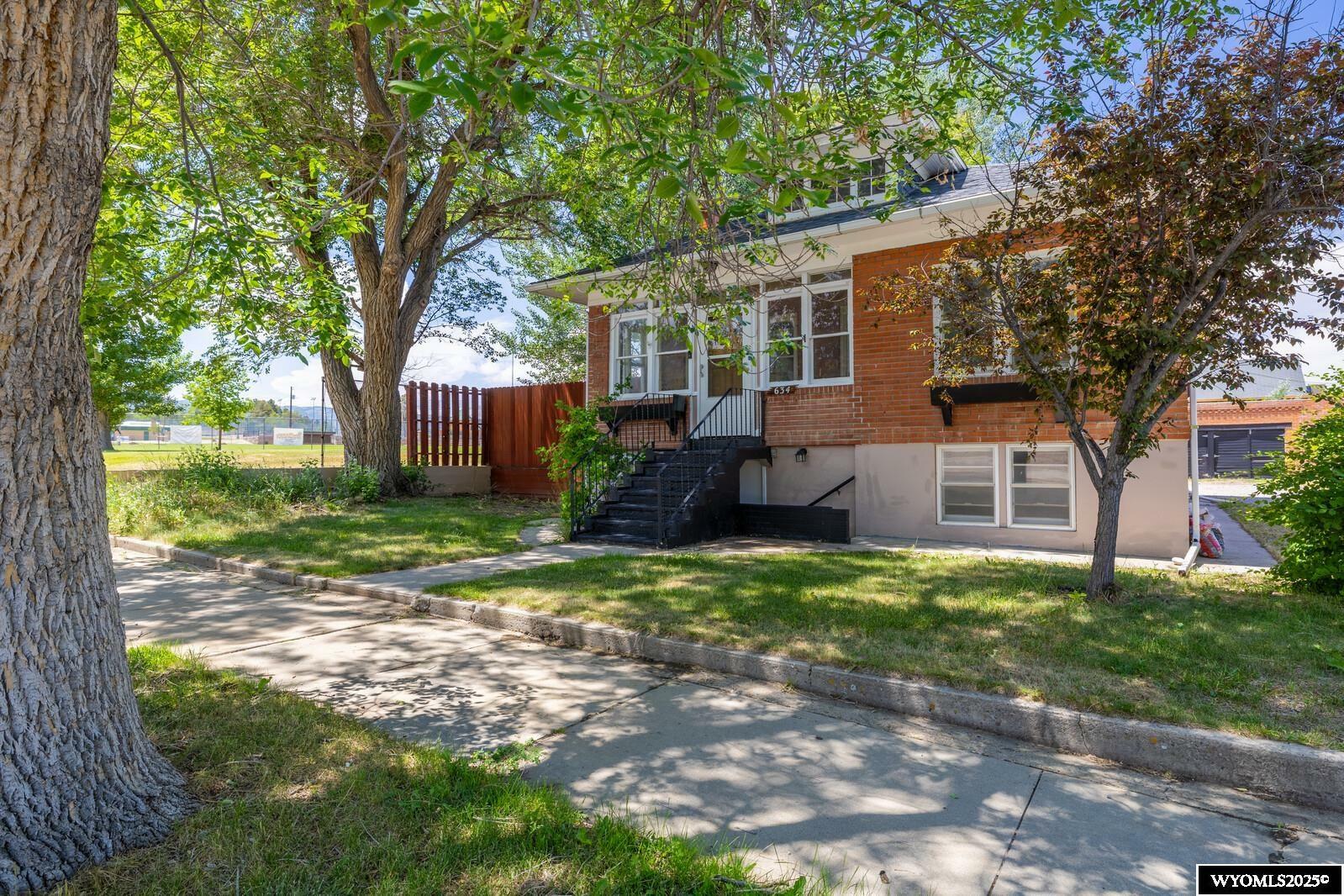 Property Photo: 634 S McKinley Street WY 82601