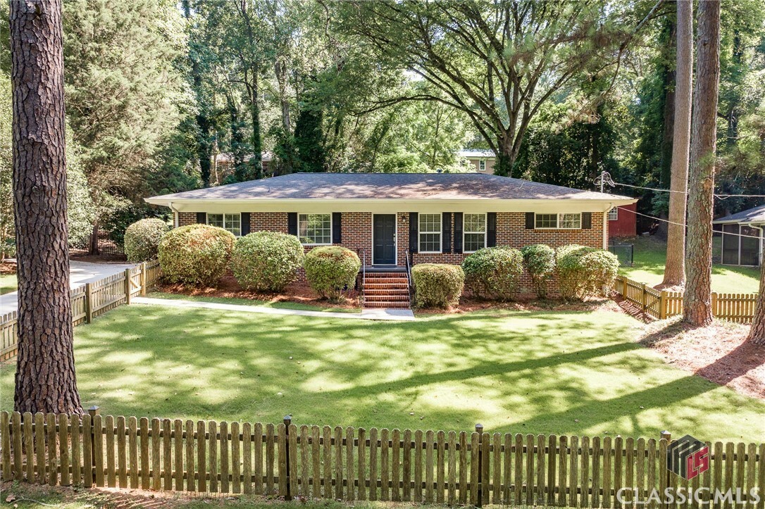 Property Photo: 225 Riverside Drive GA 30606