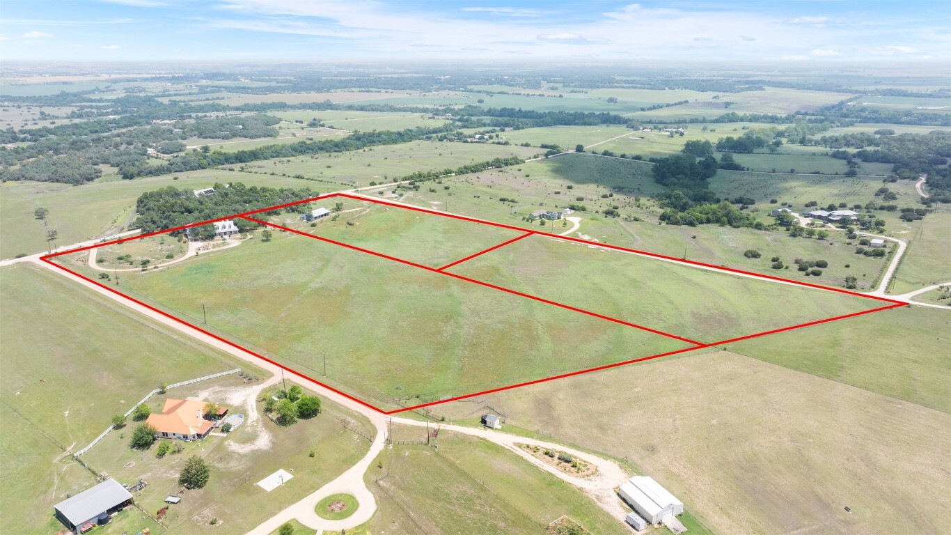 Property Photo: 310 County Road 317 TX 78626