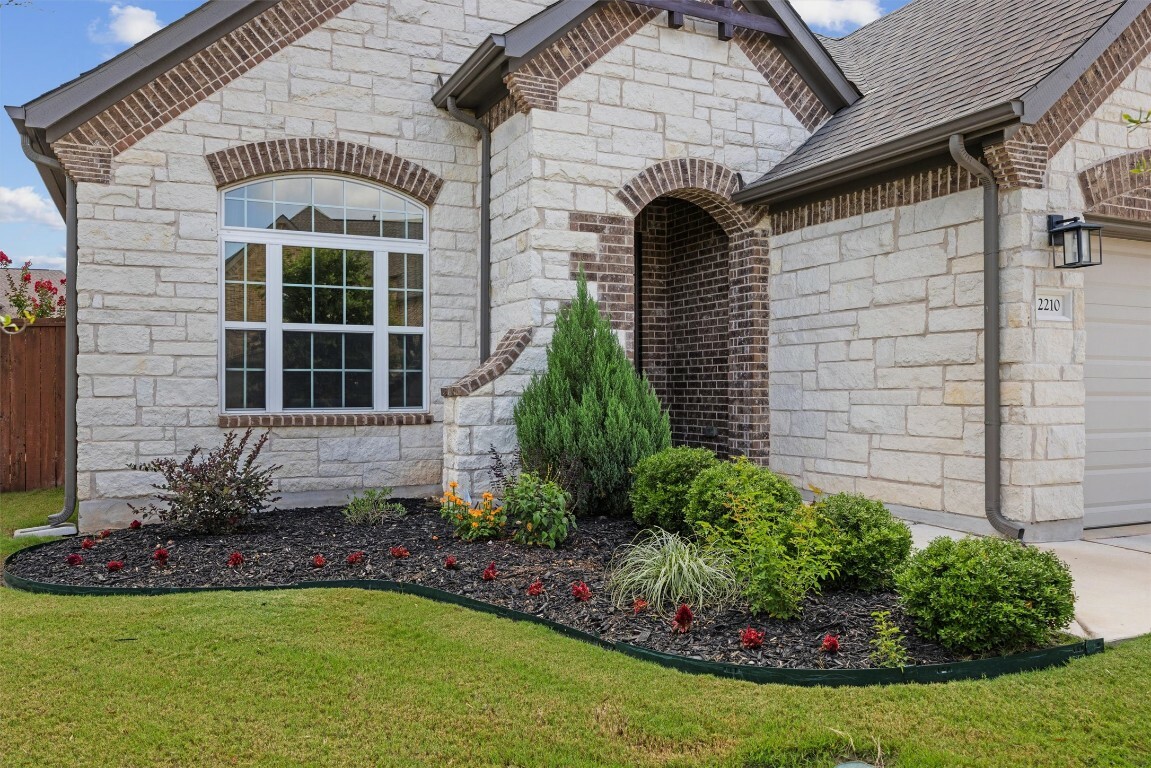 Property Photo:  2210 Ambling Trail  TX 78628 