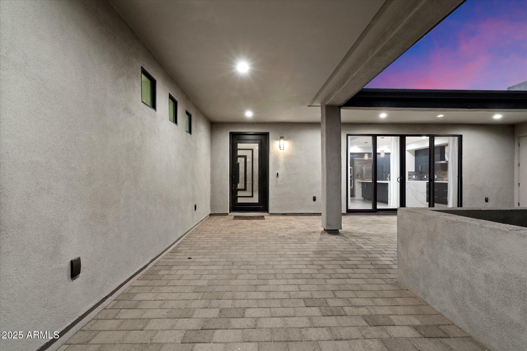 Property Photo: 3918 W Bowen Avenue AZ 85308