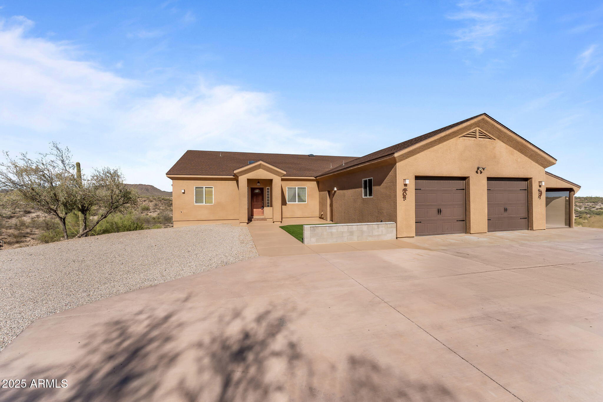 Property Photo: 45327 San Domingo Peak Trail AZ 85342