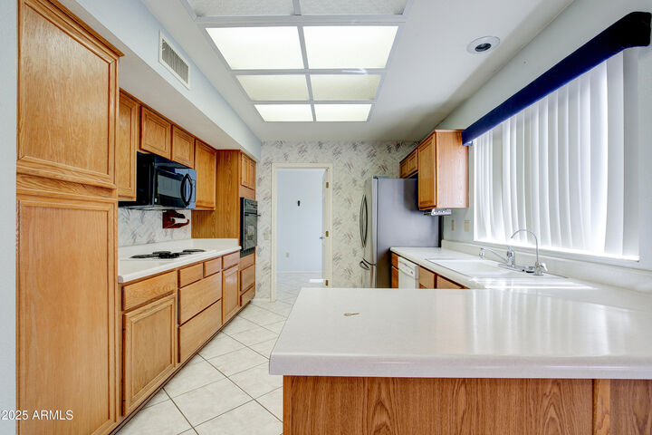Property Photo:  13908 W Pavillion Drive  AZ 85375 