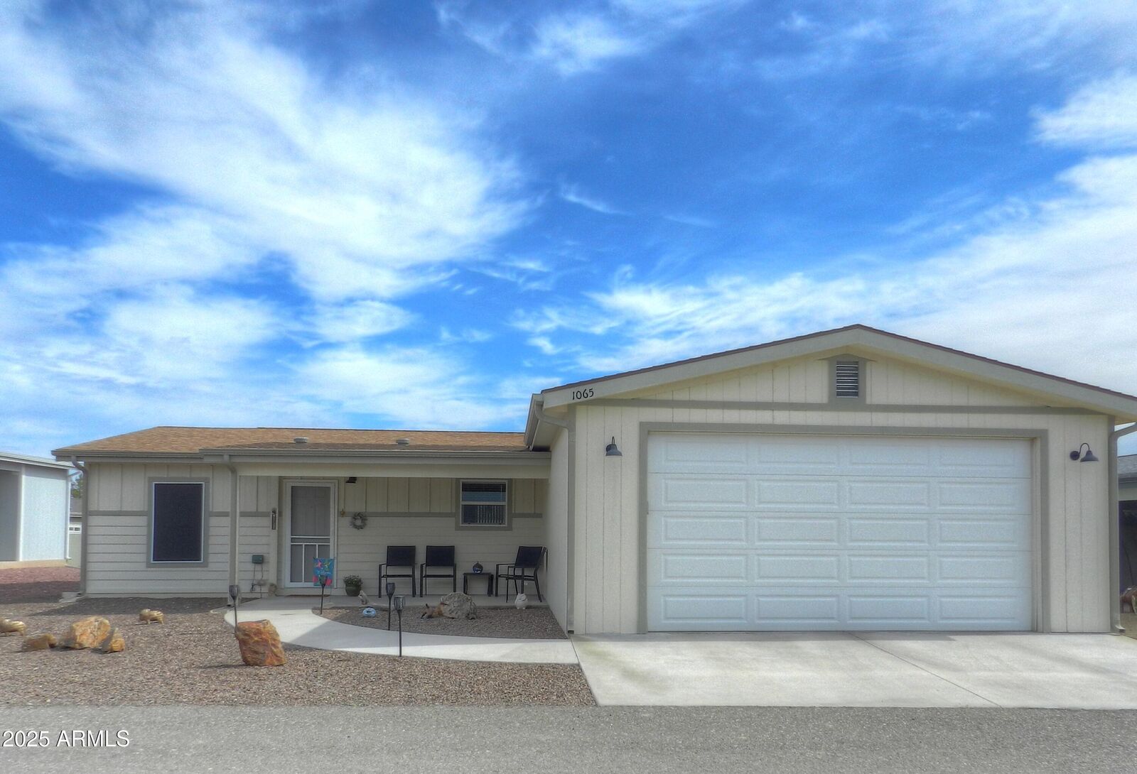 Property Photo:  1065 Crenshaw Avenue  AZ 86326 