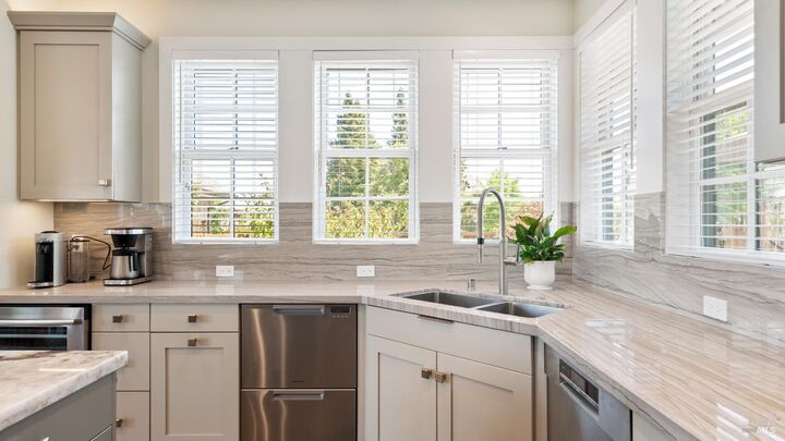 Property Photo:  3971 Rincon Ridge Drive  CA 95404 