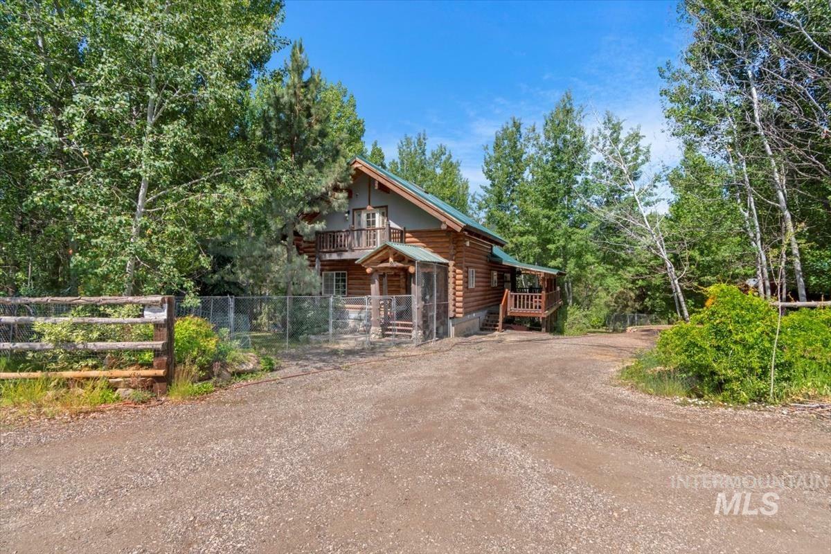 Property Photo:  20 Red Fir Dr  ID 83716 
