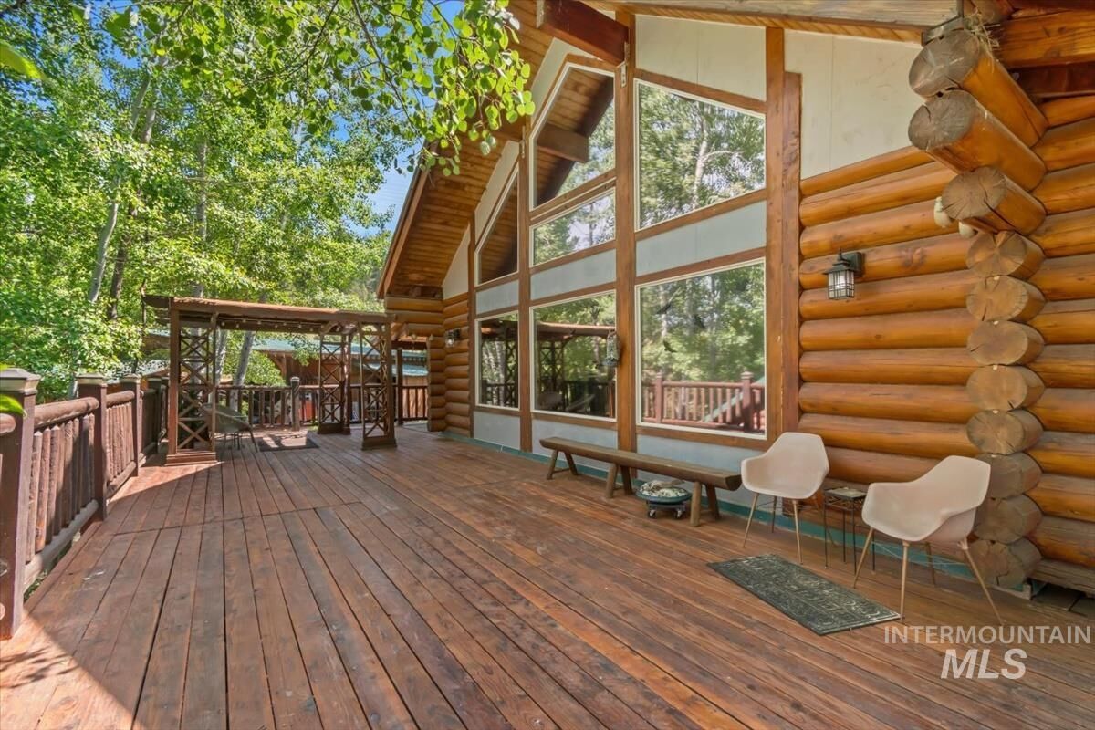Property Photo:  20 Red Fir Dr  ID 83716 