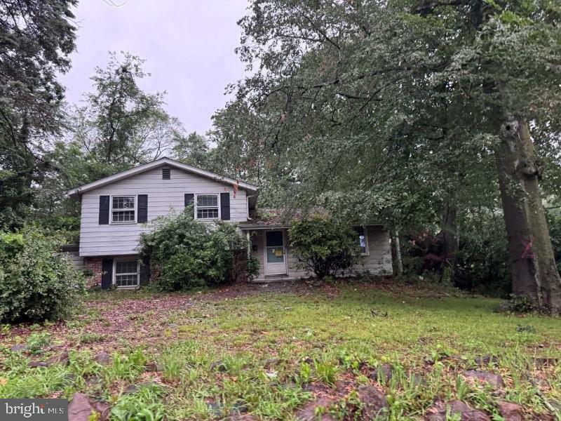 Property Photo: 911 Broadway Avenue PA 19018