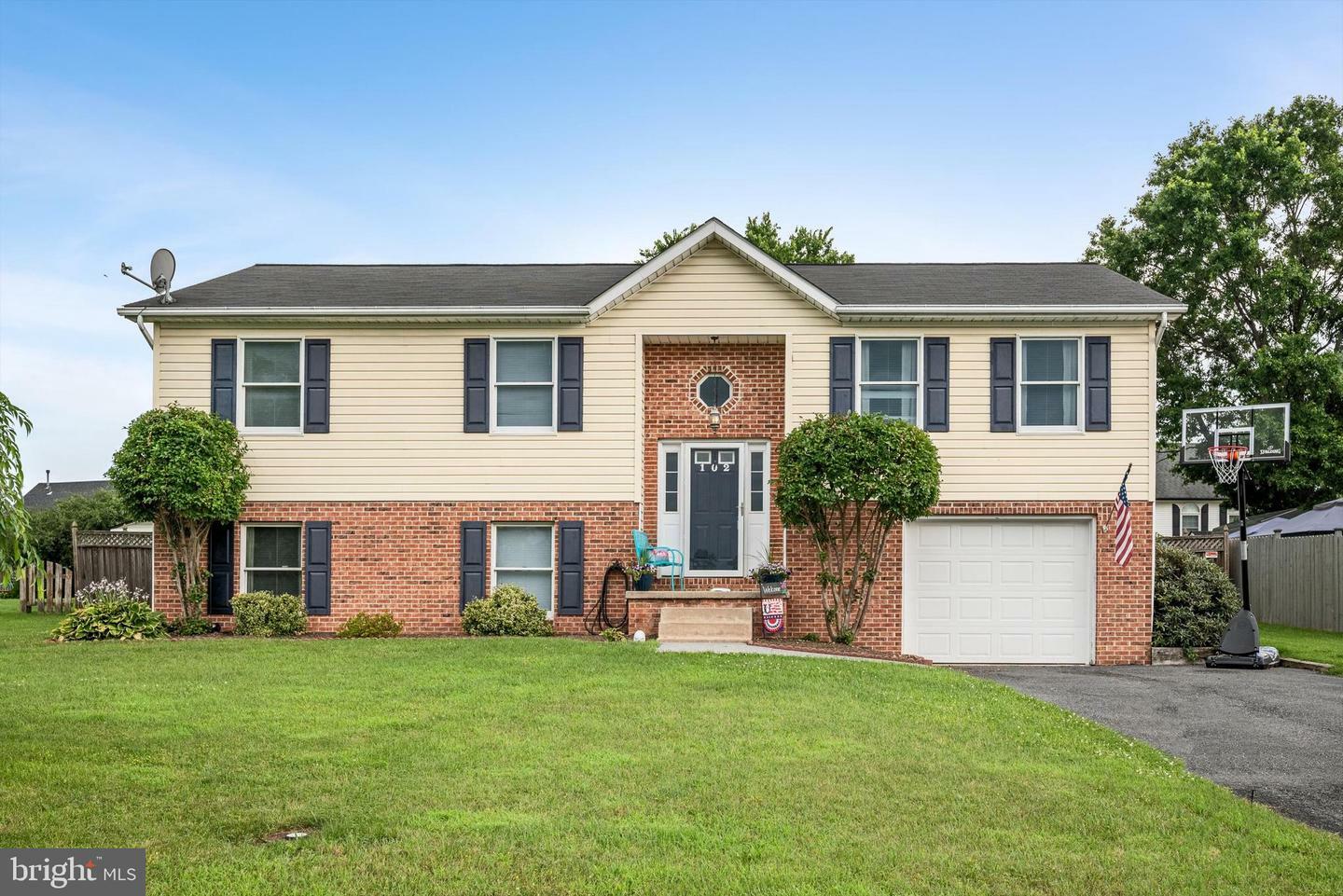 Property Photo:  102 Hammer Court  VA 22655 