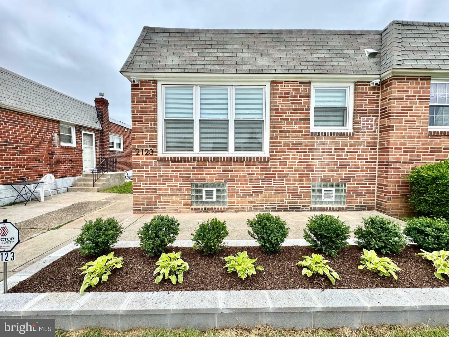 2123 Faunce Street  Philadelphia PA 19152 photo