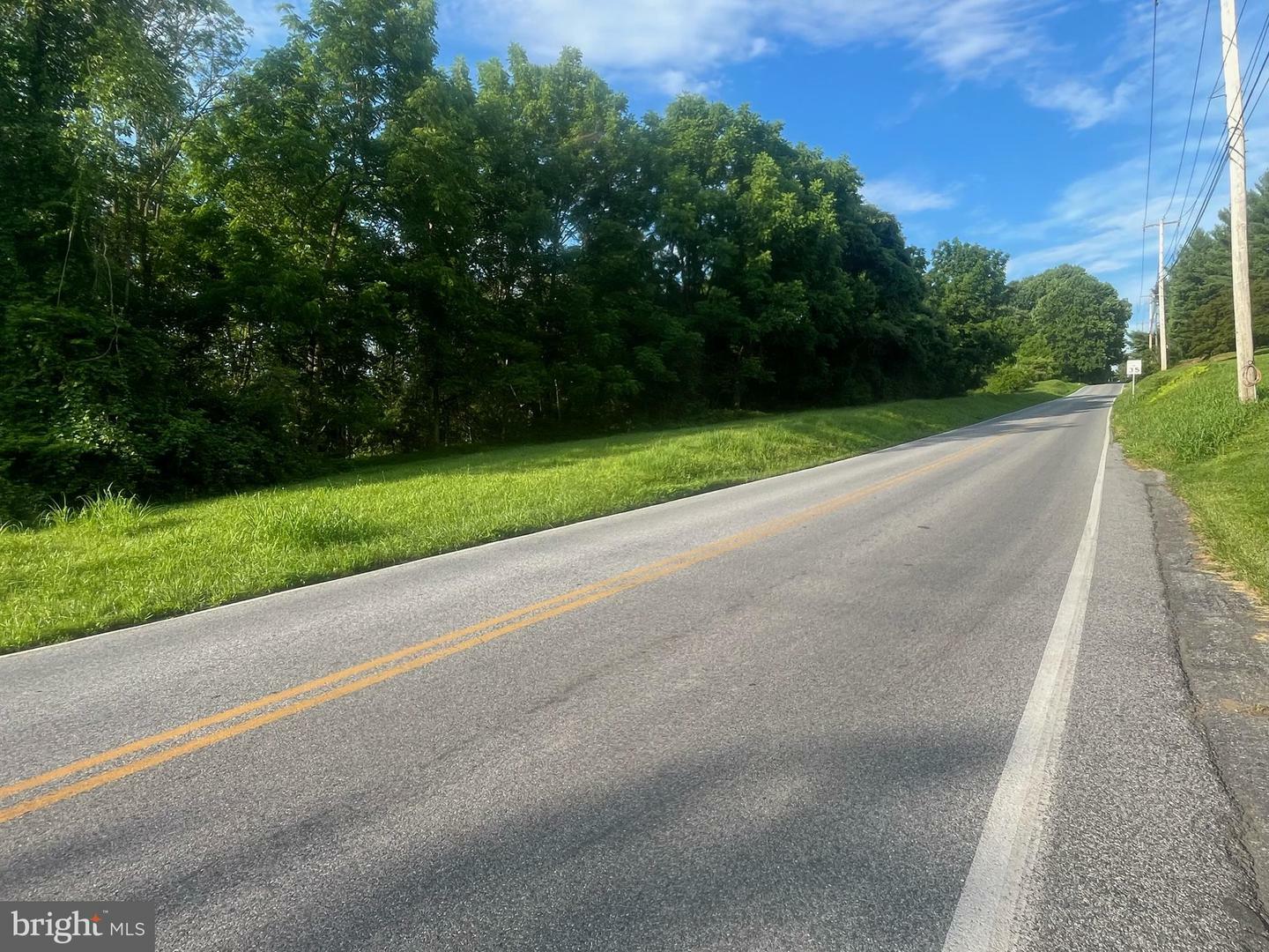 Property Photo: 117 Chandler Mill Road PA 19348