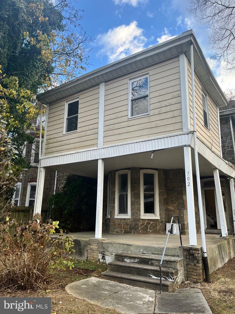 702 Oak Lane Avenue  Philadelphia PA 19126 photo