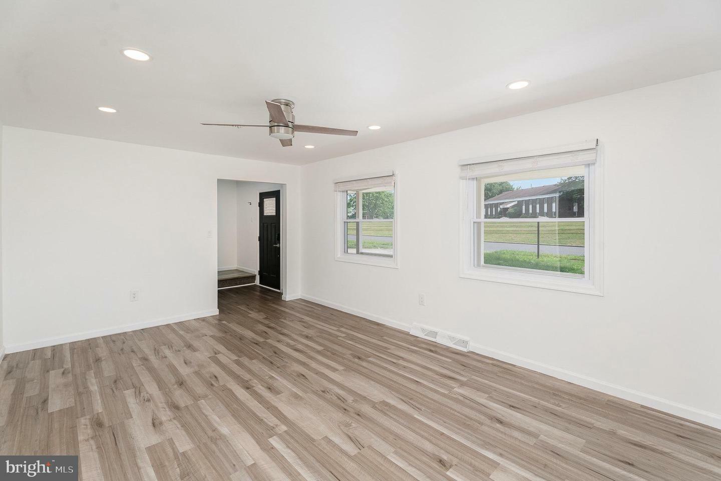 Property Photo: 5015 Lenker Street PA 17011