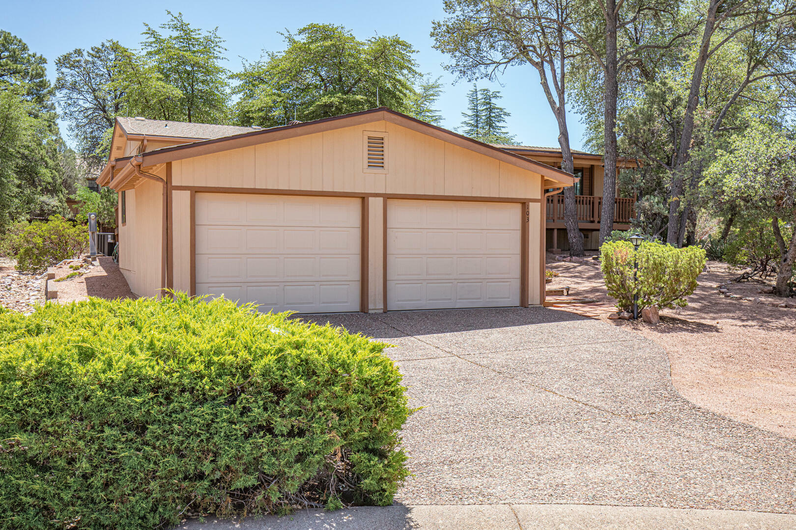 Property Photo:  103 N Bryce Circle  AZ 85541 