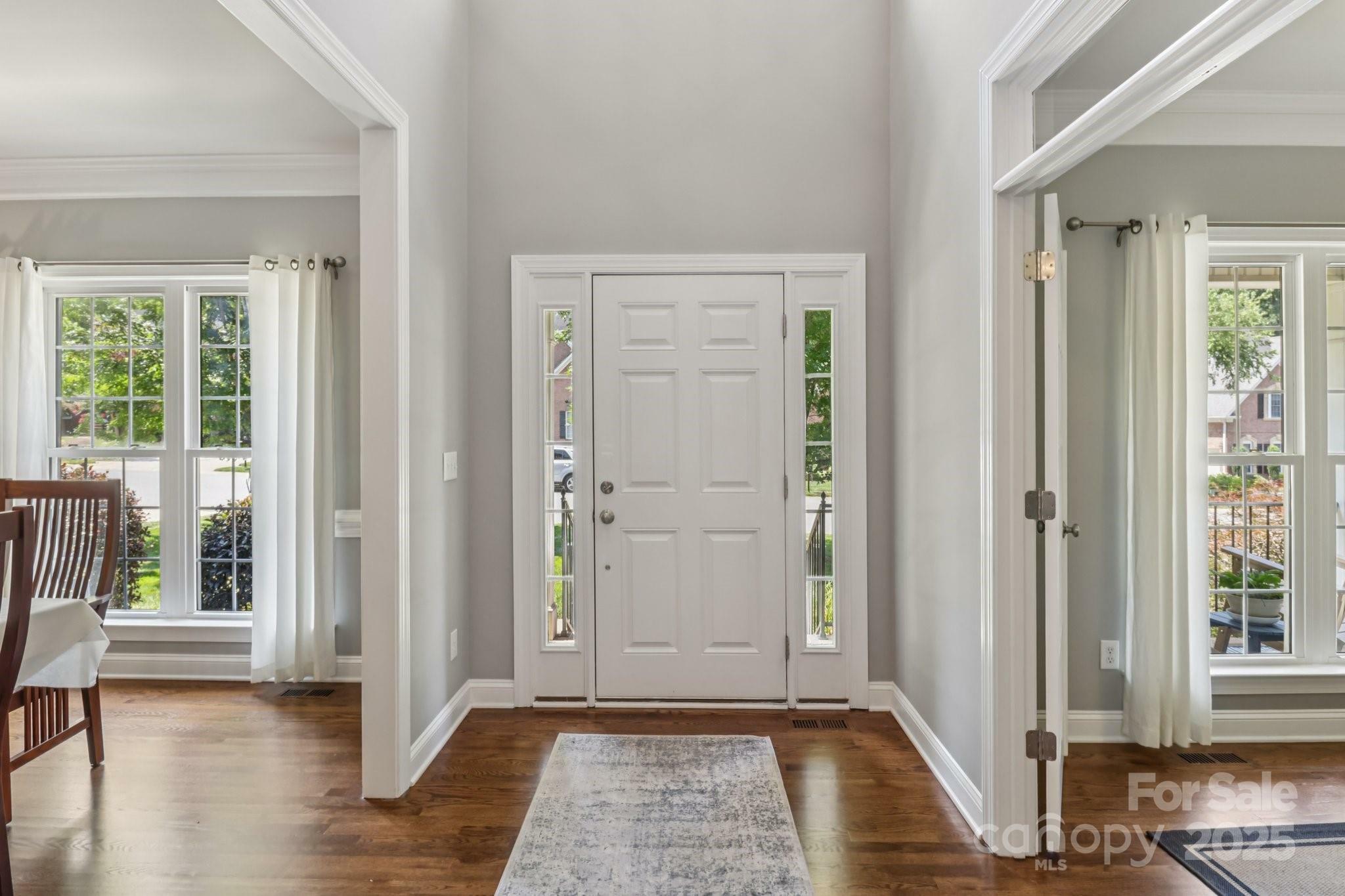 Property Photo: 9735 Devonshire Drive NC 28078