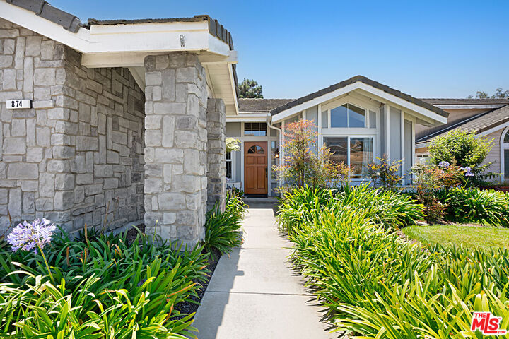Property Photo: 874 Calle Portilla CA 93010