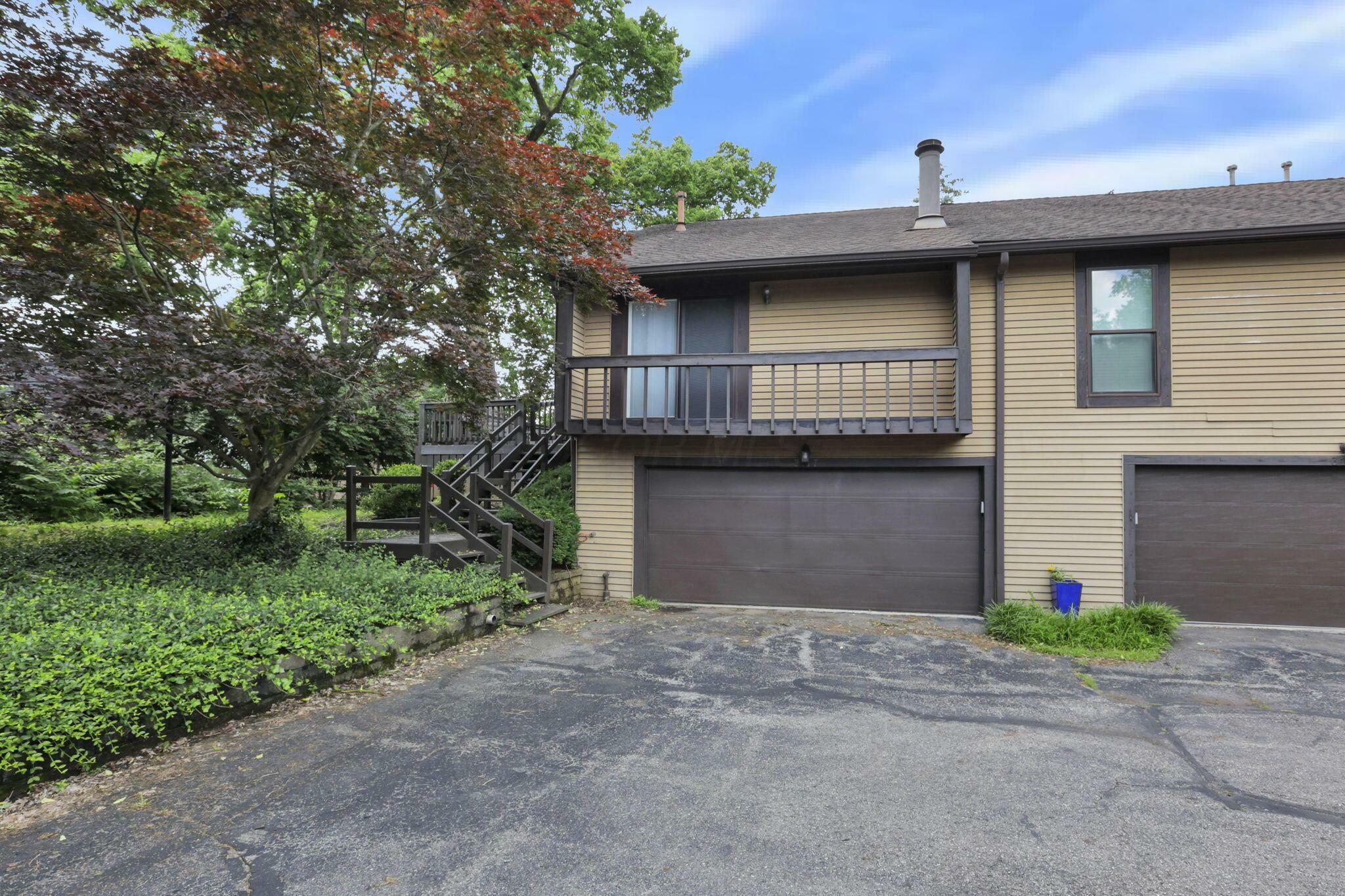 Property Photo: 3117 Rivermill Drive OH 43220