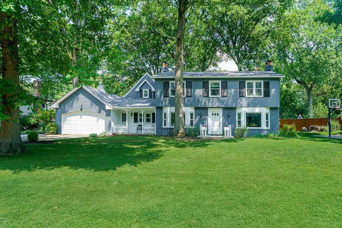 Property Photo: 4211 Woodbridge Road OH 43220