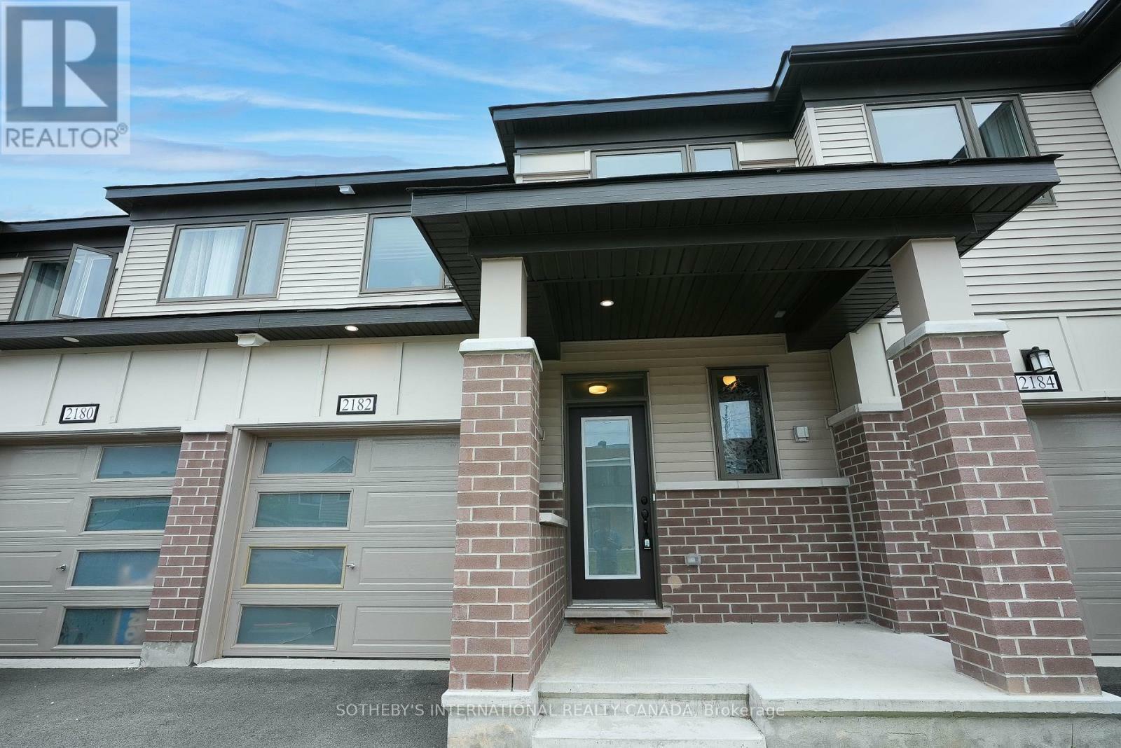 2182 Winsome Terrace  Ottawa ON K4A 5M9 photo