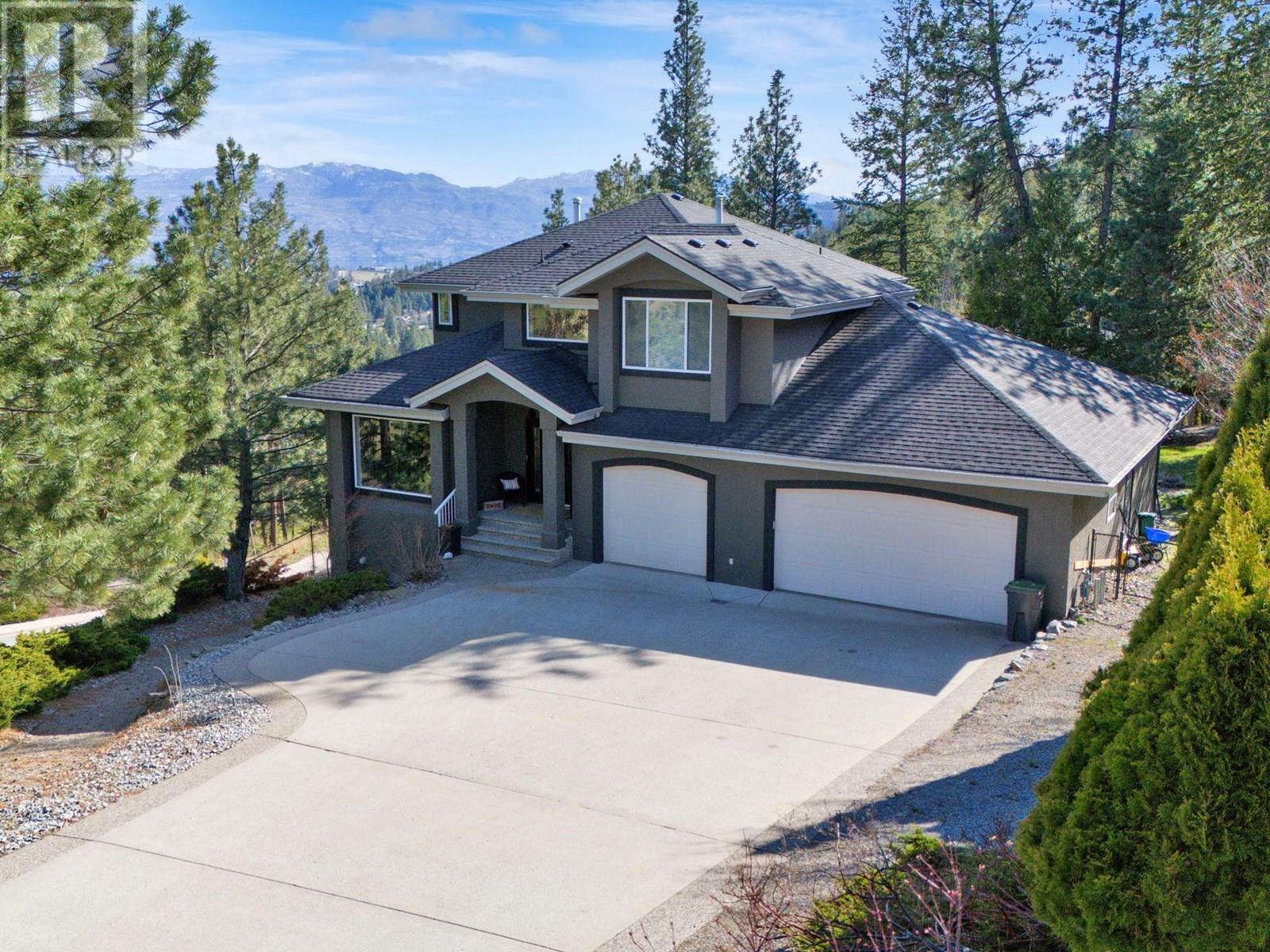 1026 McPhail Court  West Kelowna BC V1Z 3M7 photo