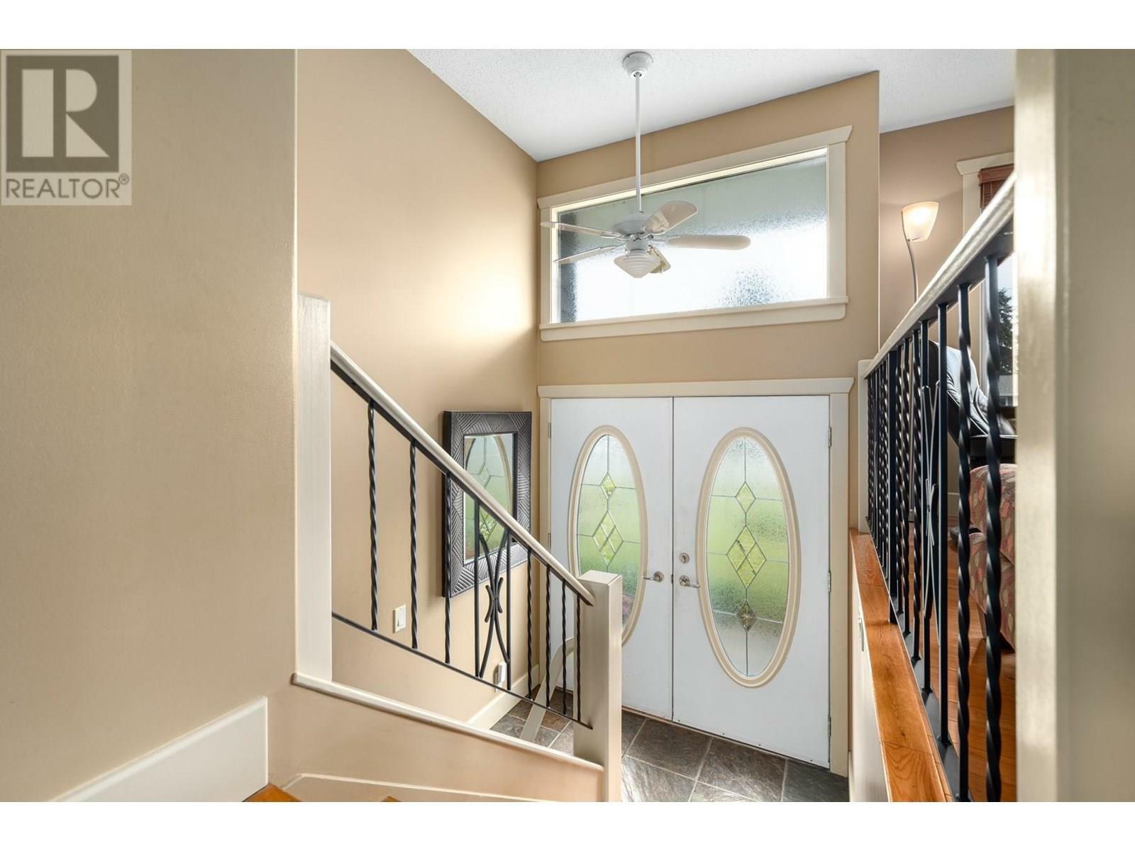 Photo de la propriété: 745 Huntington Drive BC V2B 6G3