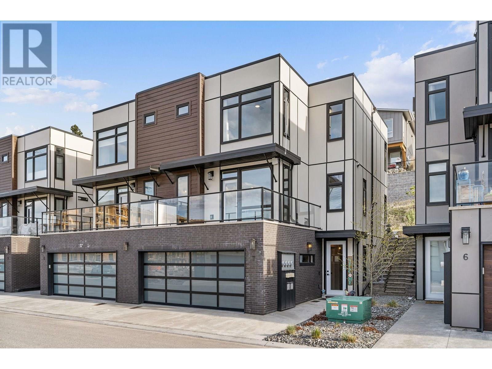 3220 Hilltown Drive 7  Kelowna BC V1V 0C6 photo