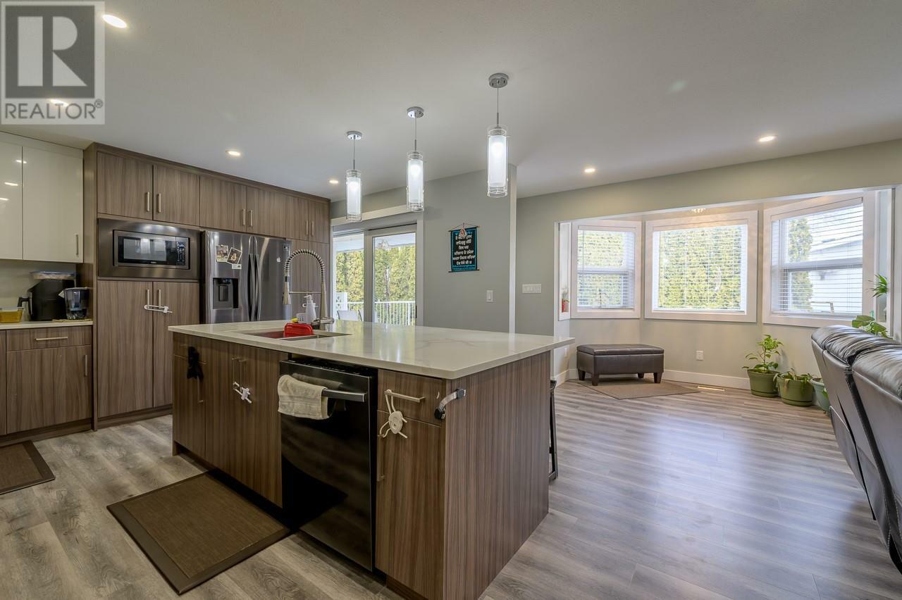 Property Photo: 131 Fort Avenue BC V2B 1G9