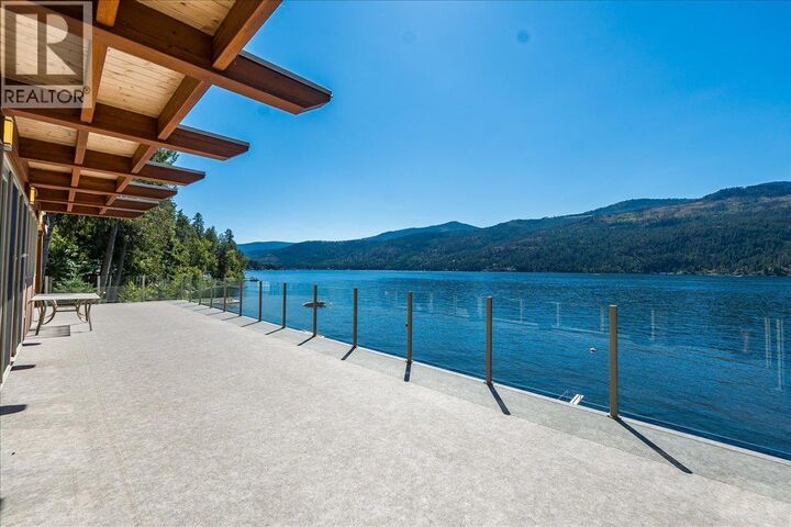 Property Photo: 2411 Sunset Drive BC V0H 1E2