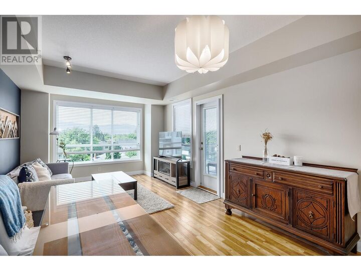 Property Photo:  850 Saucier Avenue 411  BC V1Y 6A3 