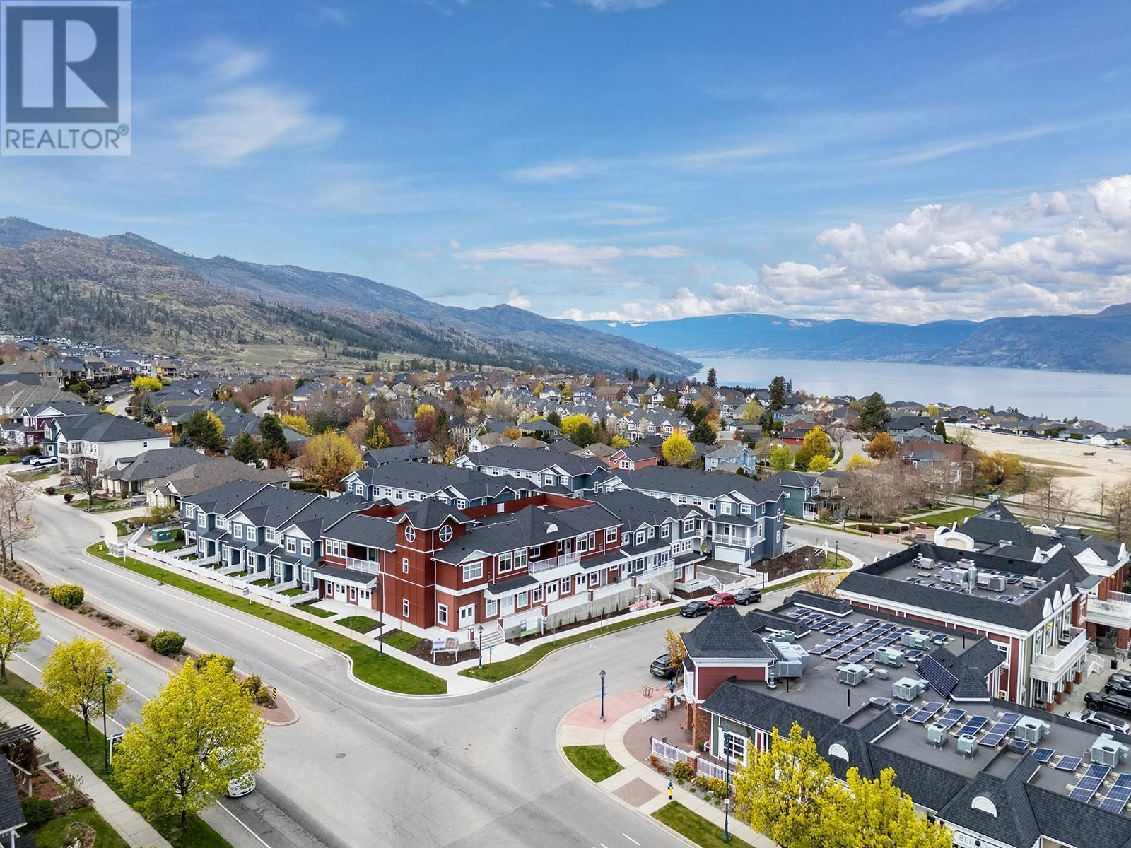 Photo de la propriété: 5300 Main Street 204 BC V1W 0C1