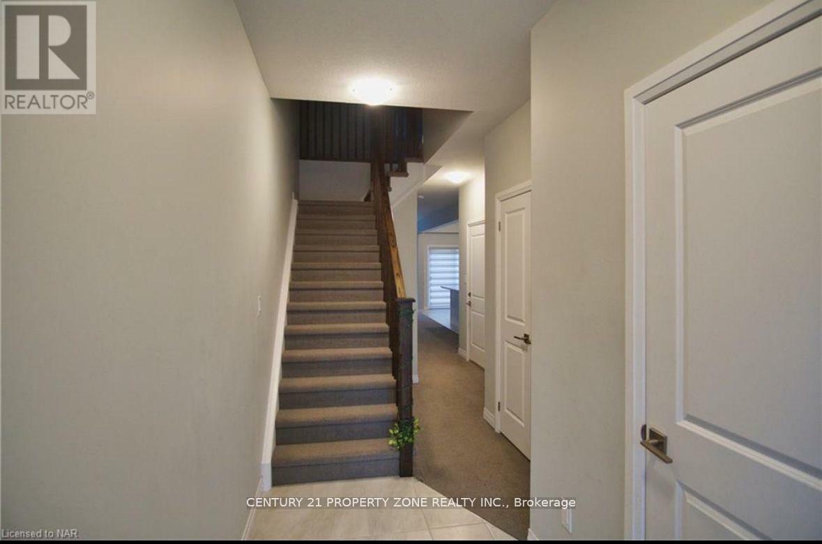 Property Photo: 4891 Pettit Avenue ON L2E 5H4