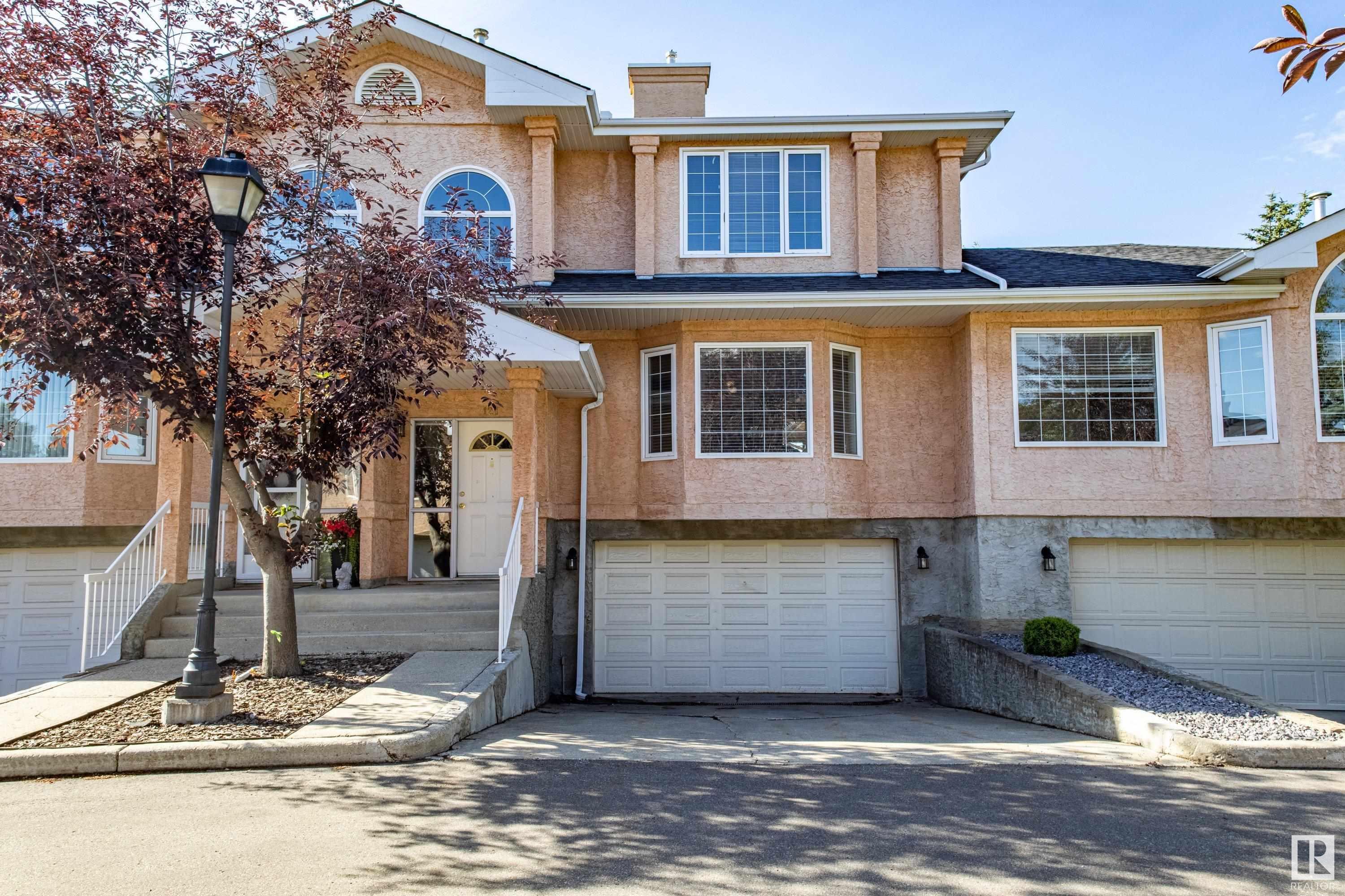 Property Photo: 11115 9 Avenue NW 121 AB T6J 6Z1