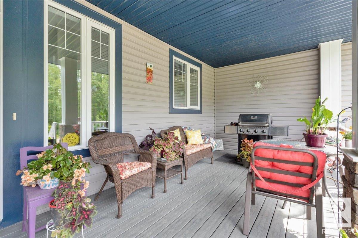 Property Photo: 49 56503 Rge Rd 231 AB T0A 1N4