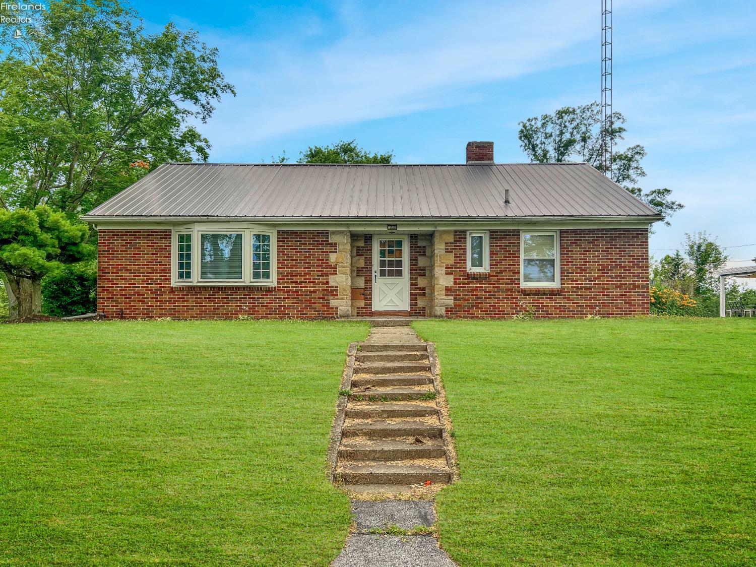 Property Photo: 1740 Christy Road OH 43420