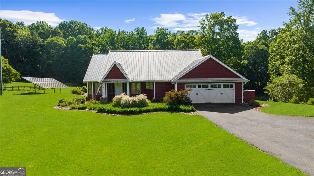 Property Photo: 4335 Hurt Bridge Lane GA 30028
