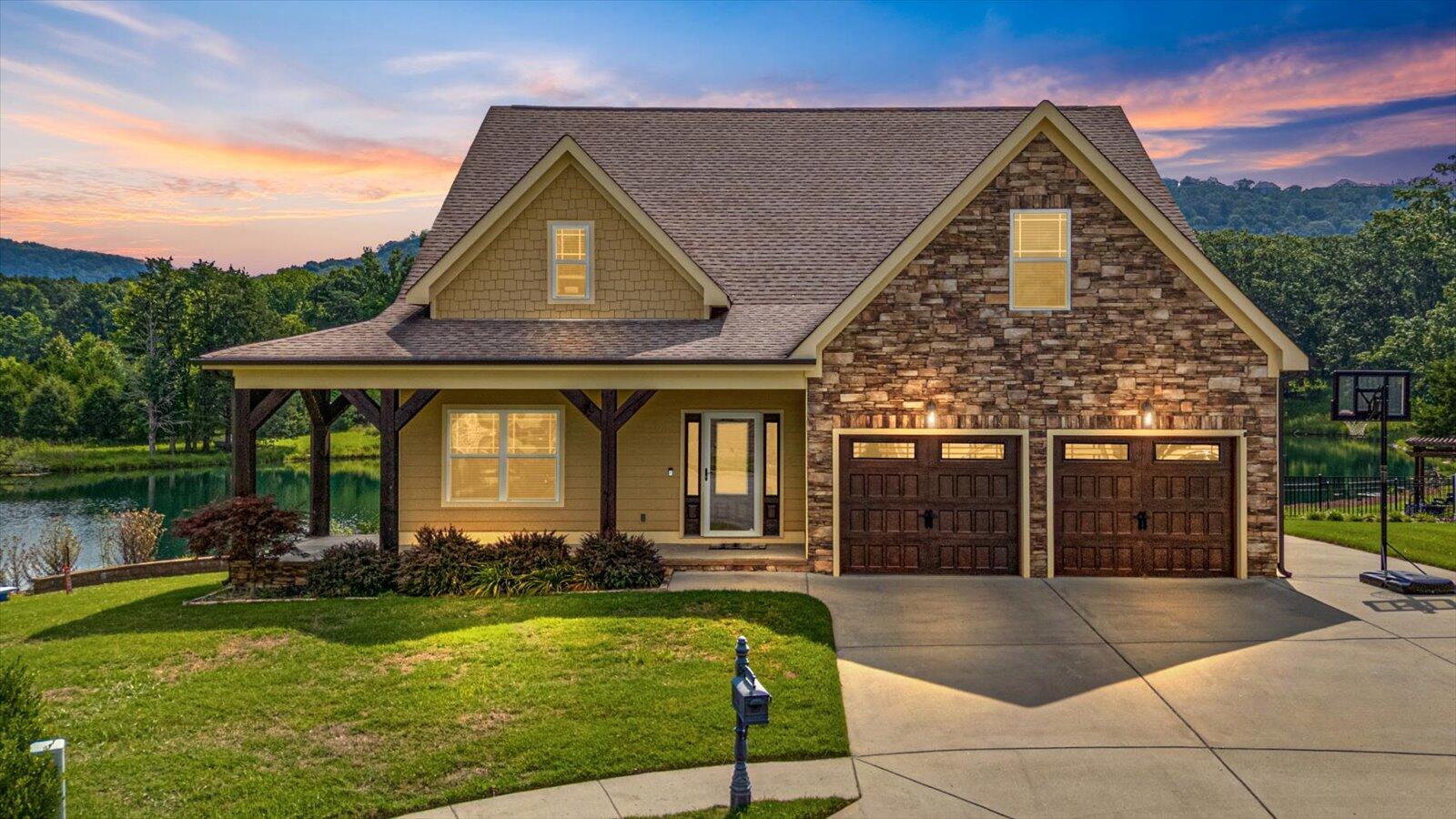 8815 Silver Maple Drive  Ooltewah TN 37363 photo