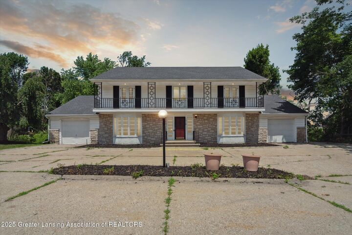 1516 Moores River Drive  Lansing MI 48911 photo