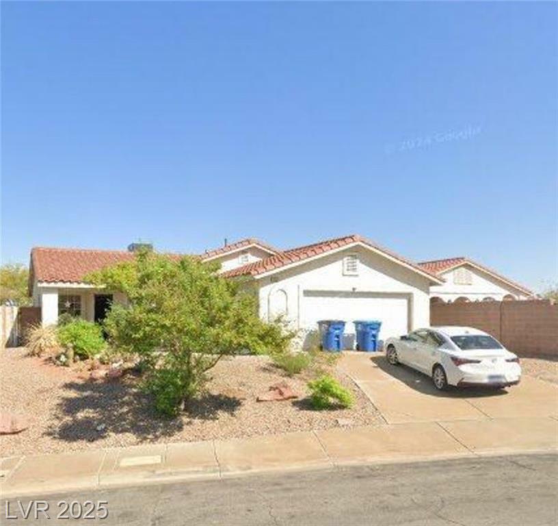 Property Photo: 410 Richgold Street NV 89012