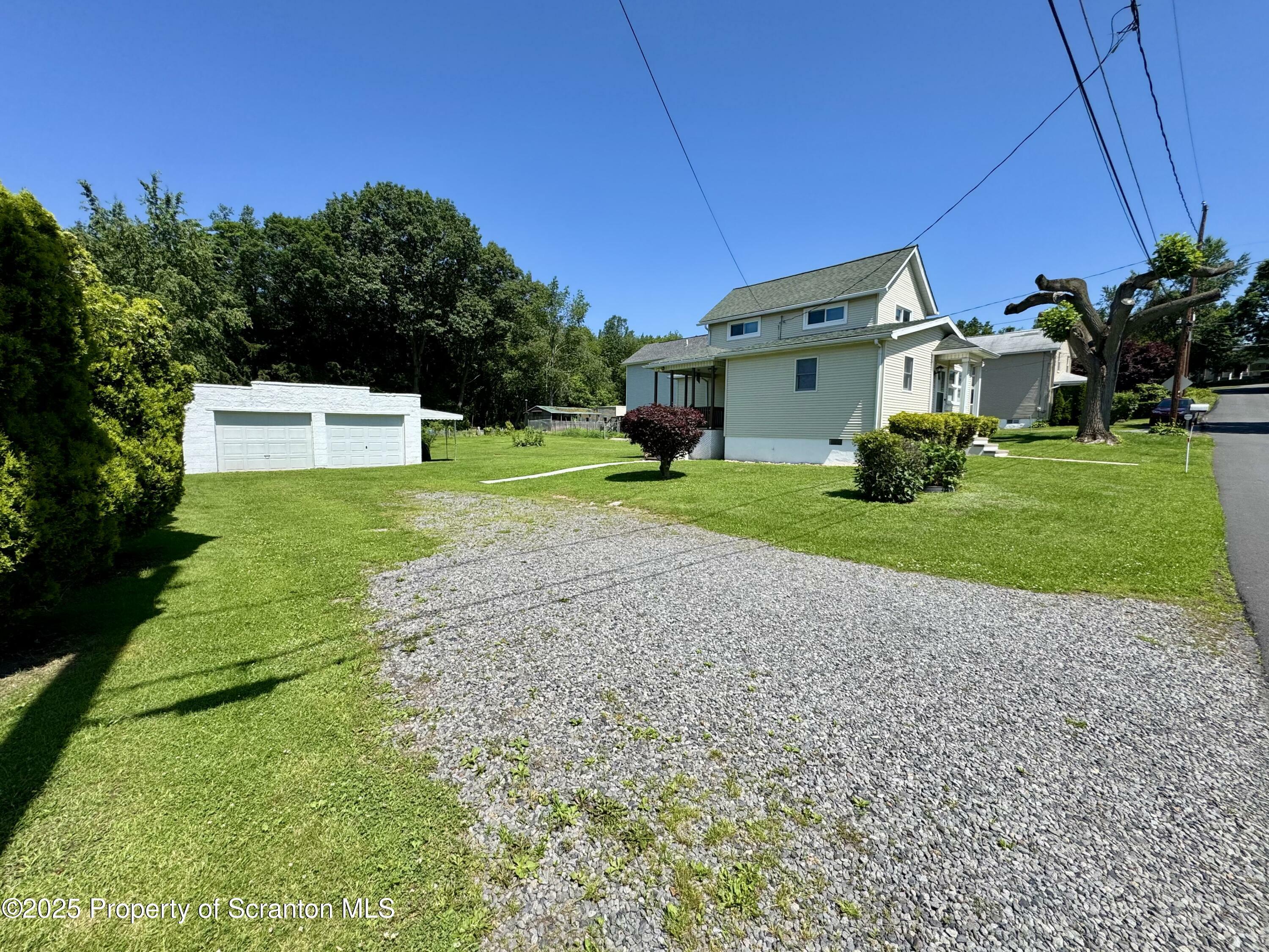 Property Photo:  633 Thomas Street  PA 18403 