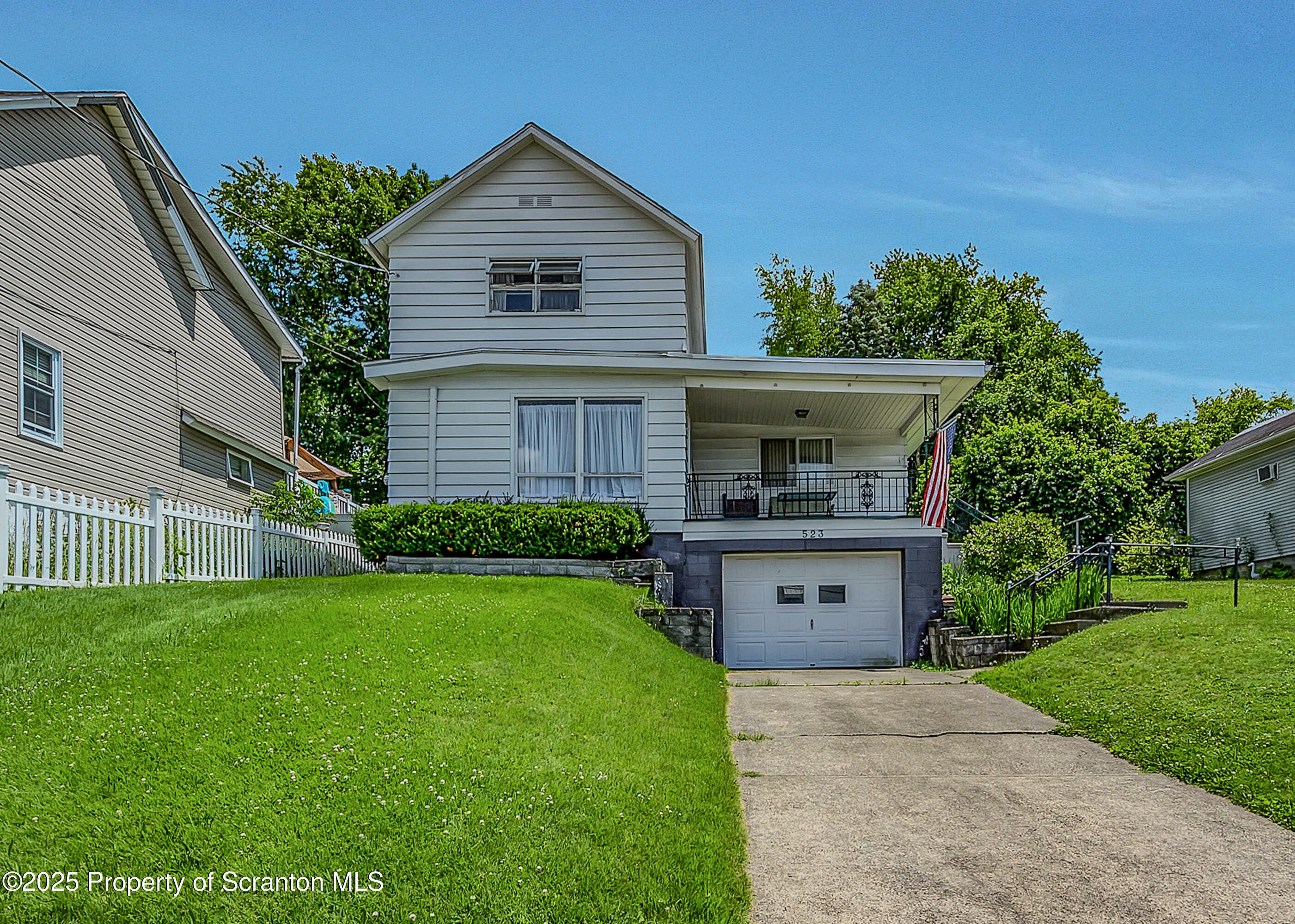 523 1st Avenue  Jessup PA 18434 photo
